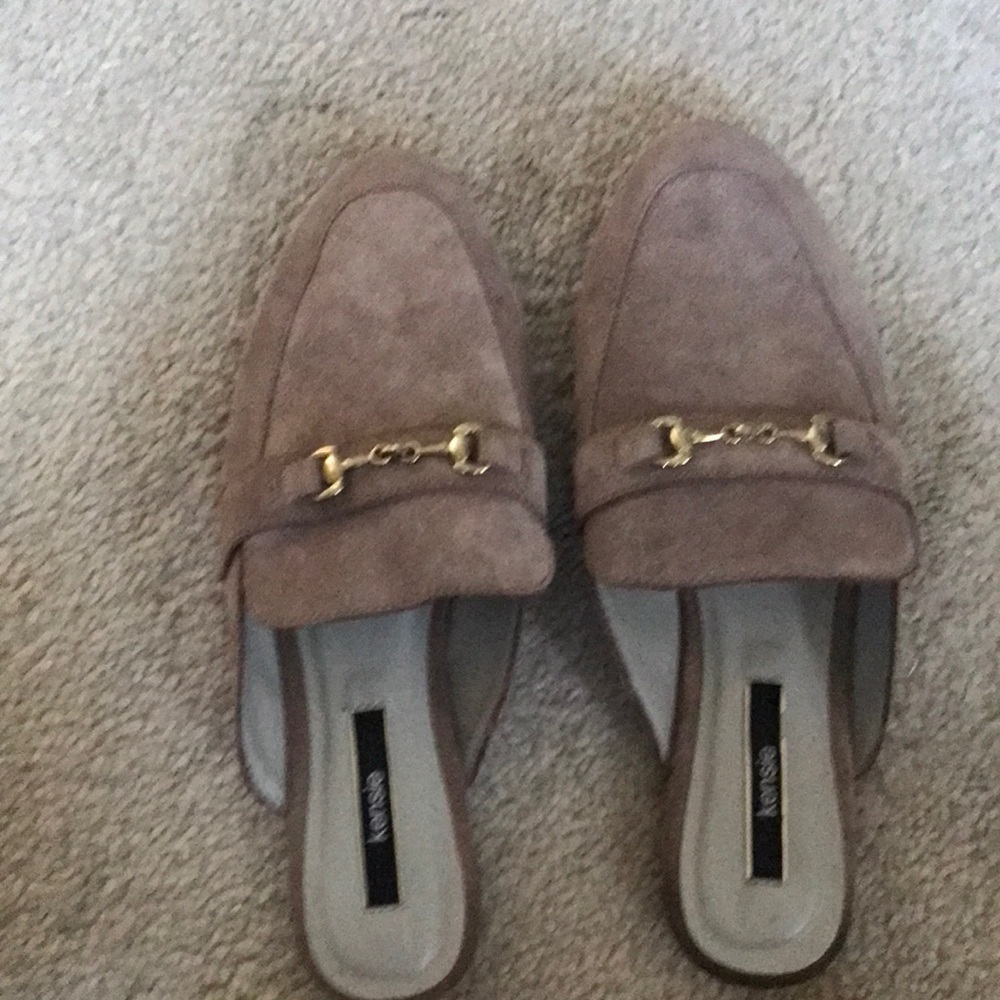Kensie Poppi Taupe Leather Upper Slip on Suede Mules w/Gold Metal Detailing-9M